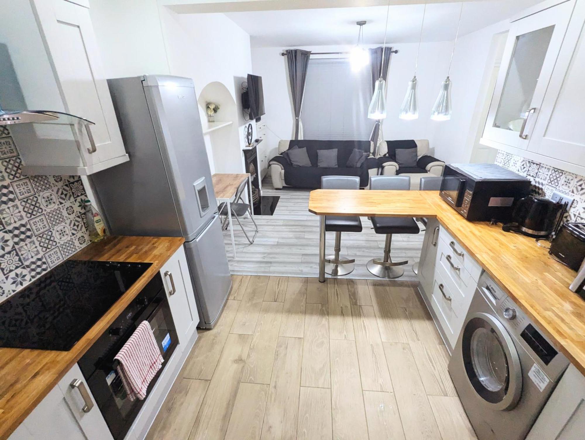 Bromley Serviced Apartments - Beckenham Place Park - London - 2 Bed House - Free Parking - 2 Beds 1 Sofabed Extérieur photo