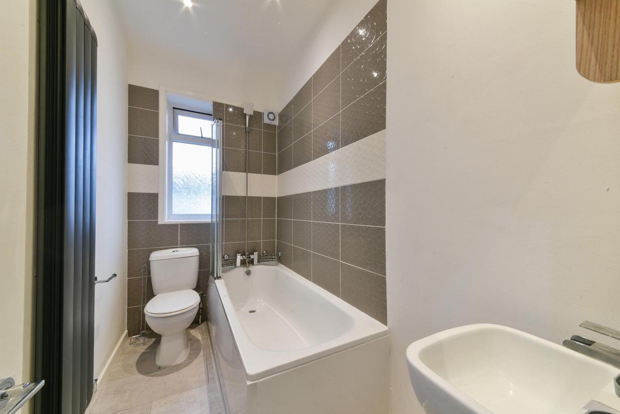 Bromley Serviced Apartments - Beckenham Place Park - London - 2 Bed House - Free Parking - 2 Beds 1 Sofabed Extérieur photo