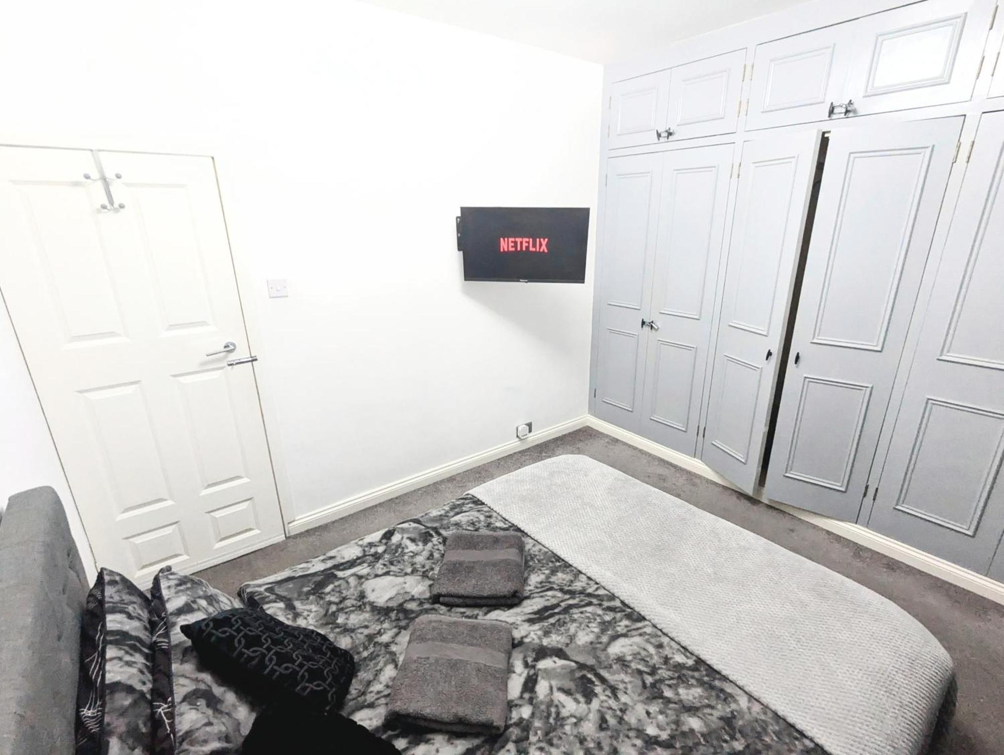 Bromley Serviced Apartments - Beckenham Place Park - London - 2 Bed House - Free Parking - 2 Beds 1 Sofabed Extérieur photo