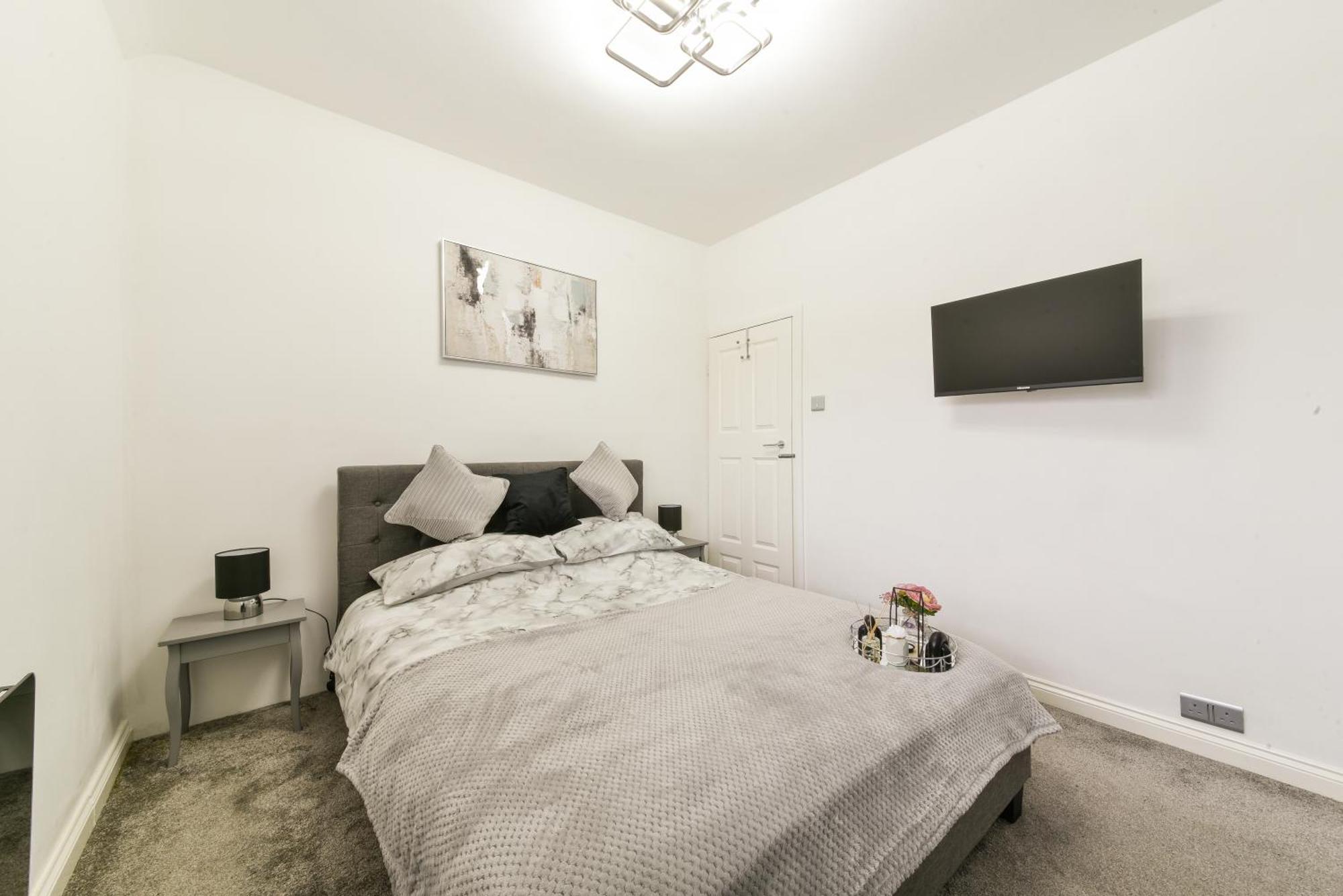 Bromley Serviced Apartments - Beckenham Place Park - London - 2 Bed House - Free Parking - 2 Beds 1 Sofabed Extérieur photo