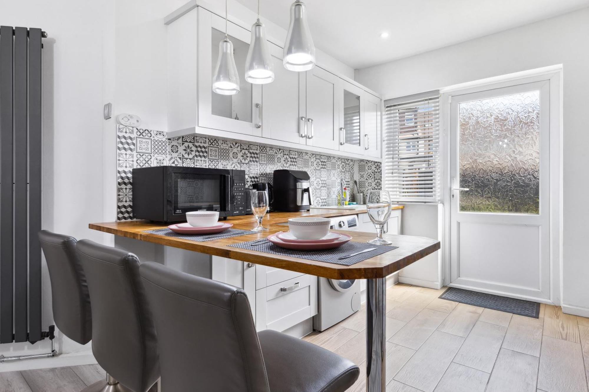 Bromley Serviced Apartments - Beckenham Place Park - London - 2 Bed House - Free Parking - 2 Beds 1 Sofabed Extérieur photo
