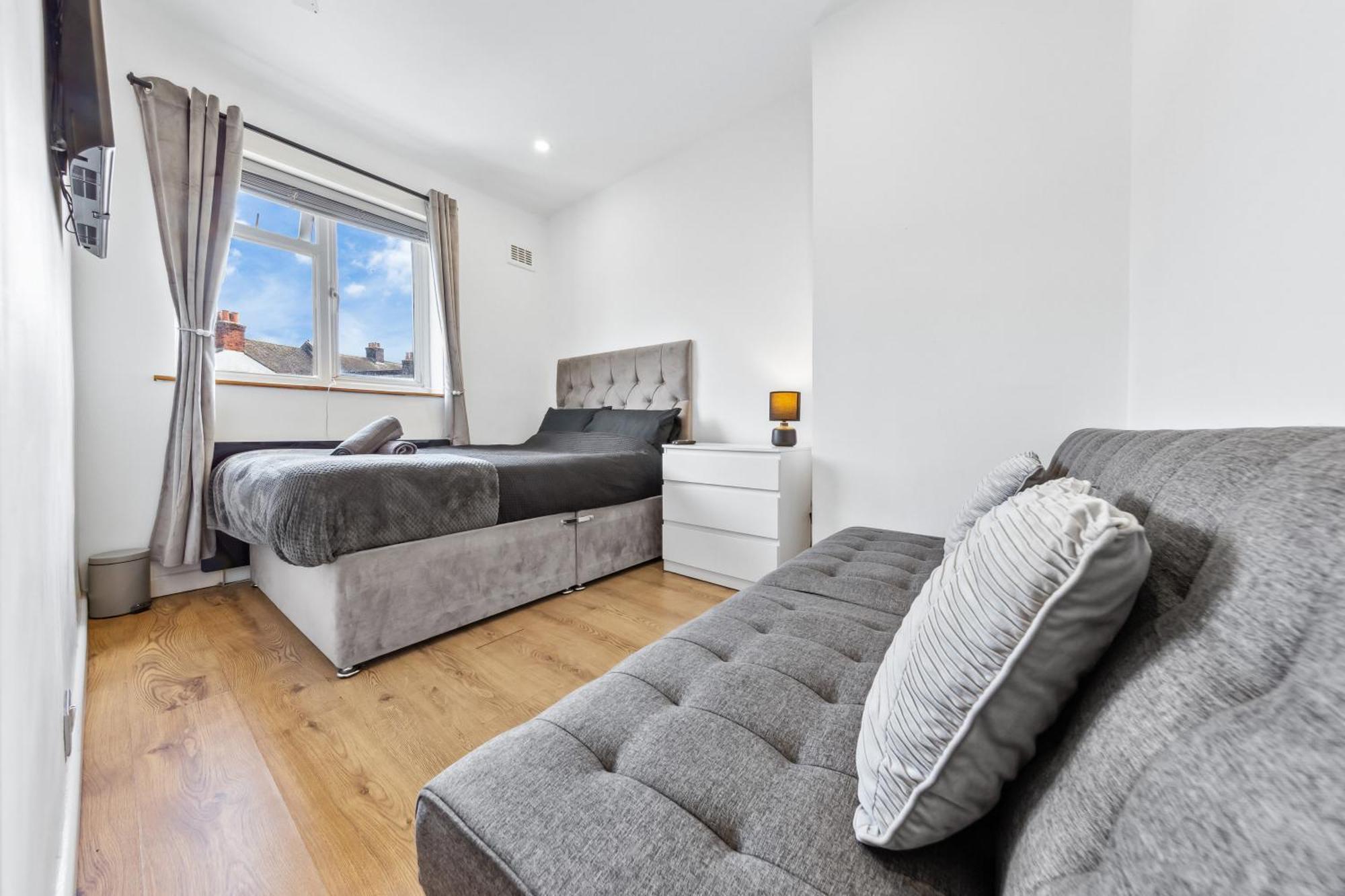 Bromley Serviced Apartments - Beckenham Place Park - London - 2 Bed House - Free Parking - 2 Beds 1 Sofabed Extérieur photo
