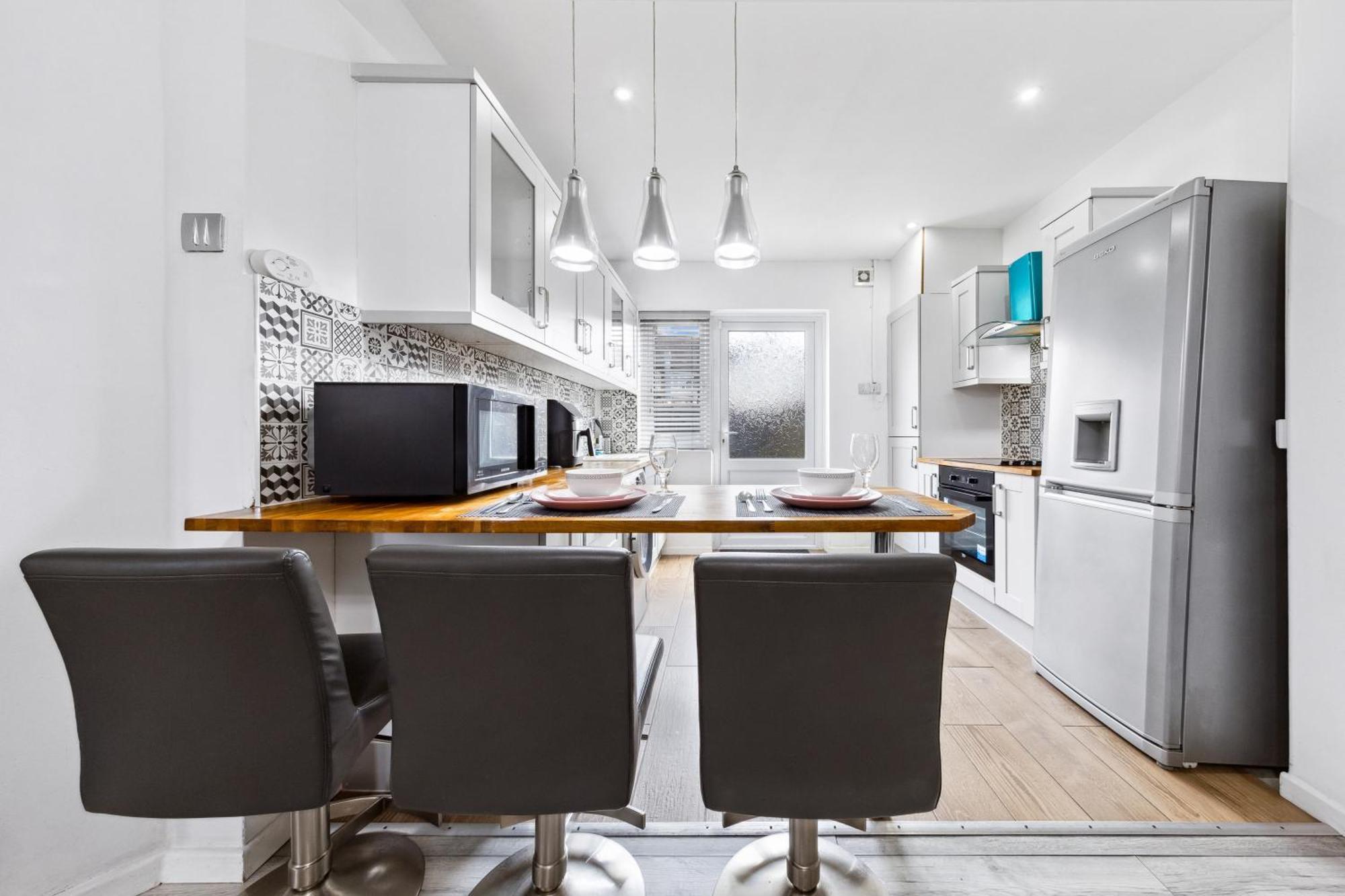 Bromley Serviced Apartments - Beckenham Place Park - London - 2 Bed House - Free Parking - 2 Beds 1 Sofabed Extérieur photo